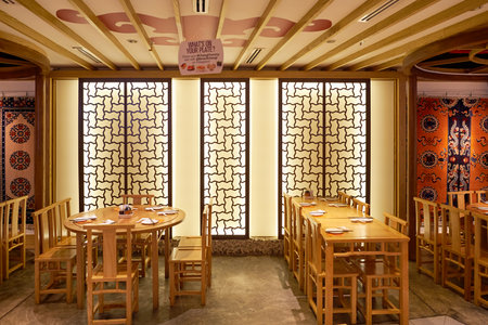 SINGAPORE - CIRCA NOVEMBER, 2015: interior of a restaurant in Singapore Changi Airport. Changi Airport  is the primary civilian airport for Singapore.のeditorial素材