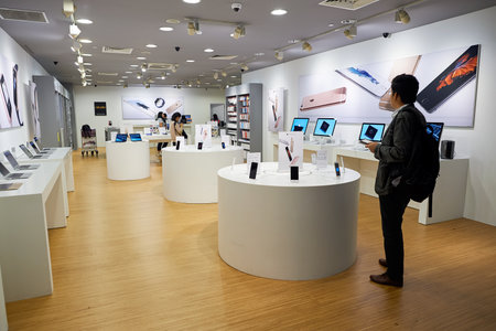SINGAPORE - CIRCA NOVEMBER, 2015: interior of a store at Singapore Changi Airport. Changi Airport  is the primary civilian airport for Singapore and one of the largest transportation hubs in Southeast Asia.のeditorial素材