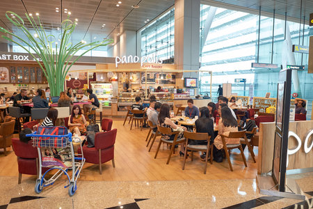 SINGAPORE - CIRCA NOVEMBER, 2015: inside of Singapore Changi Airport. Changi Airport  is the primary civilian airport for Singapore and one of the largest transportation hubs in Southeast Asia.のeditorial素材