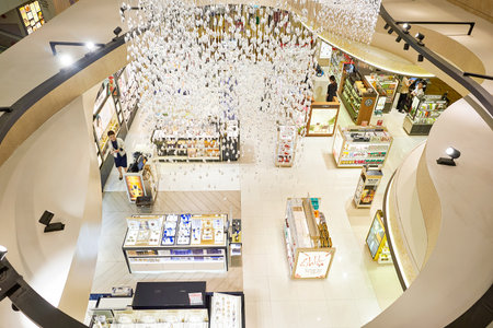 SINGAPORE - CIRCA NOVEMBER, 2015: interior of a store at Singapore Changi Airport. Changi Airport  is the primary civilian airport for Singapore and one of the largest transportation hubs in Southeast Asia.のeditorial素材