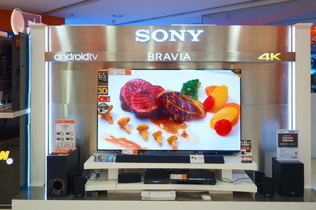 HONG KONG - CIRCA JANUARY, 2016: an electronic store at shopping center in Hong Kong. Shopping is a widely popular social activity in Hong Kong.のeditorial素材