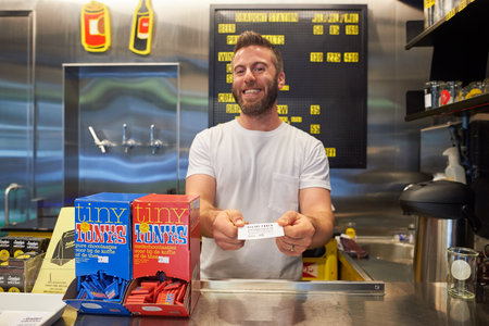 HONG KONG - OCTOBER 25, 2015: Sunday's Grocery store. Sunday's Grocery is a grocery store, located in Kennedy Town.のeditorial素材