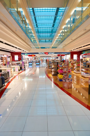 DUBAI, UAE - CIRCA NOVEMBER, 2016: duty free at Dubai International Airport. It is the primary airport serving Dubai and is the world's busiest airport by international passenger traffic.のeditorial素材