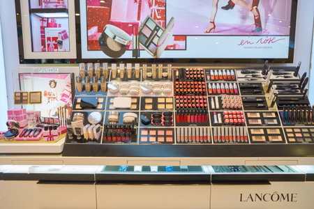 HONG KONG - CIRCA NOVEMBER, 2016: cosmetics for sale in Hong Kong. Hong Kong's cosmetics market is highly competitive and having no sales taxes.のeditorial素材