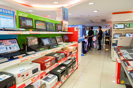 HONG KONG - CIRCA SEPTEMBER, 2016: an electronic store at a shopping center in Hong Kong.のeditorial素材