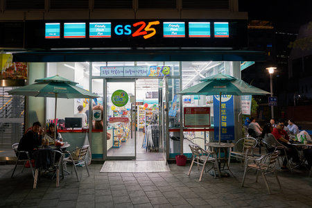 SEOUL, SOUTH KOREA - CIRCA MAY, 2017: a GS25 convenience store in Seoul. GS25 is a convenience store brand in South Korea.のeditorial素材