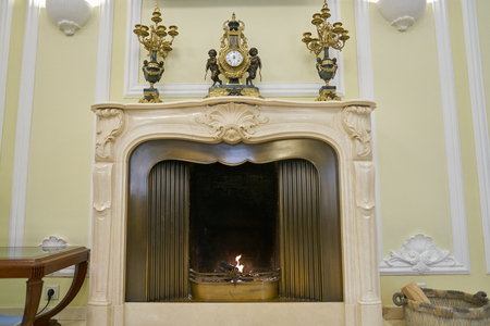SAINT PETERSBURG - CIRCA SEPTEMBER, 2017: fireplace at a hotel in Saint Petersburg.のeditorial素材