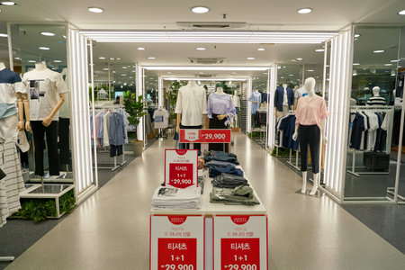 BUSAN, SOUTH KOREA - CIRCA MAY, 2017: inside Basic House store in Busan.のeditorial素材