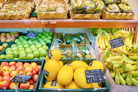 ROME, ITALY - CIRCA NOVEMBER 2017: fruits on display in Conad supermarket in Rome.のeditorial素材