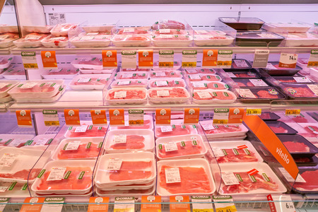 ROME, ITALY - CIRCA NOVEMBER 2017: fresh meat on display in Conad supermarket in Rome.のeditorial素材