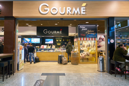 MILAN MALPENSA, ITALY - CIRCA NOVEMBER, 2017: a food court at Milan-Malpensa airport.のeditorial素材