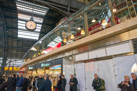 MILAN, ITALY - CIRCA NOVEMBER, 2017: Lounge Italo Club at Milano Centrale railway station. Milano Centrale is one of the main railway stations in Europe.のeditorial素材