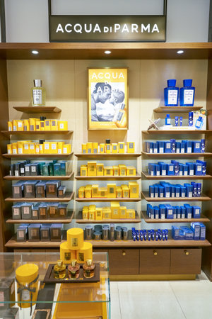 DUSSELDORF, GERMANY - CIRCA SEPTEMBER, 2018: interior shot of Galeria Kaufhof in Dusseldorf.のeditorial素材