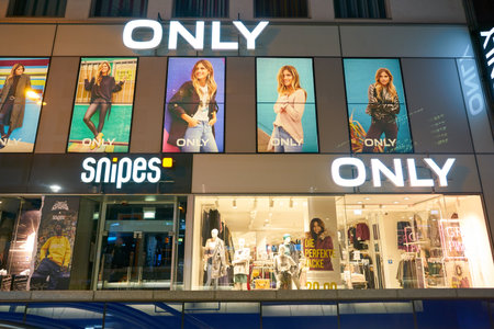 DUSSELDORF, GERMANY - CIRCA SEPTEMBER, 2018: ONLY store in Dusseldorf in the night.のeditorial素材