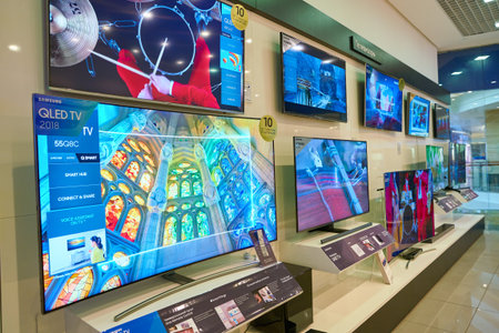 MOSCOS, RUSSIA - SEPTEMBER 20, 2018: interior shot of Samsung store in Moscow.のeditorial素材