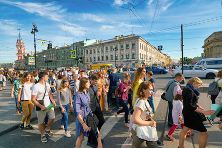 SAINT PETERSBURG, RUSSIA - CIRCA AUGUST, 2017: people crossing the road in Saint Petersburgのeditorial素材
