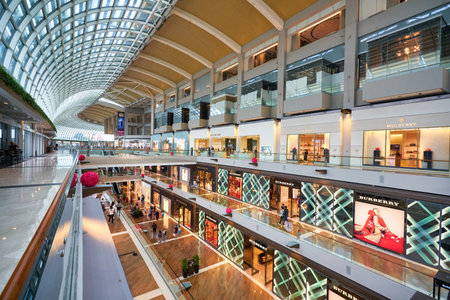 SINGAPORE - JANUARY 20, 2020: interior shot of the Shoppes at Marina Bay Sandsのeditorial素材