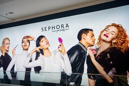 KUALA LUMPUR, MALAYSIA - JANUARY 18, 2020: Sephora ad as seen in Fahrenheit 88 shopping mall in Kuala Lumpur.のeditorial素材