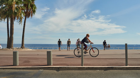 NICE, FRANCE - AUGUST 15, 2015: street level view of the Promenade des Anglais along the Mediterranean coast of Nice, Franceのeditorial素材
