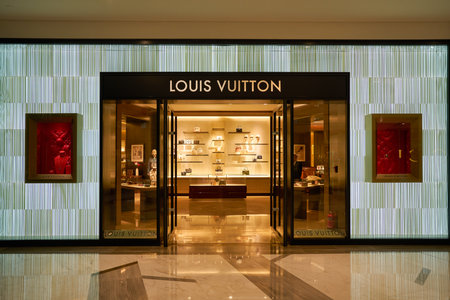 ABU DHABI, UAE - CIRCA JANUARY, 2020: entrance to Louis Vuitton store at shopping center in Abu Dhabi.のeditorial素材