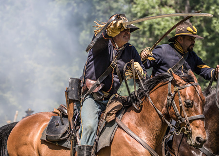 Union scouts attack with swords drawn  Cannon crew fights back  at Dog Island  Civil War...