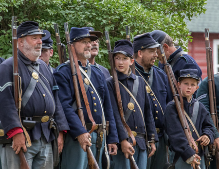 Union soldiers at a Civil War reenactment at Graeagle, California.のeditorial素材