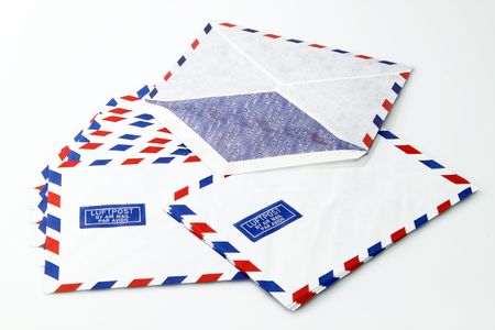 Envelopes with the words air mail in different languages
の写真素材