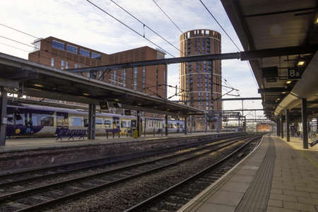 LEEDS TRAIN STATION, LEEDS, UK - FEBRUARY 1, 2021.  Leeds Train Station platforms deserted during Coronavirus lockdownのeditorial素材