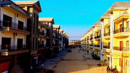 Kota, Rajasthan, India,- March 2020 : Labour is working on a new construction of buildings in Kotaのeditorial素材