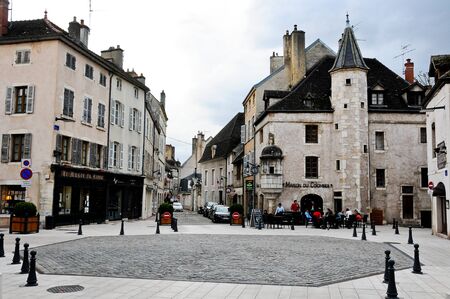 2 may 2013-beaune-france-the beautiful and ancient streets of beaune burgundy franceのeditorial素材