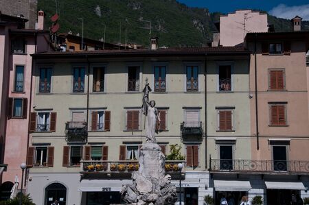 16 april 2017-lovere-italy-historic buildings in the city of lovereのeditorial素材