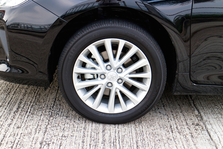 Hong Kong, China Oct 27, 2014 : Toyota Camry Hybrid 2014 Wheel on Oct 27 2014 in Hong Kong.のeditorial素材