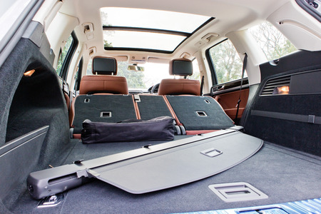 Hong Kong, China Feb 6, 2017 : Volkswagen Touareg Hybrid 2017 Trunk on Feb 6 2017 in Hong Kong.のeditorial素材