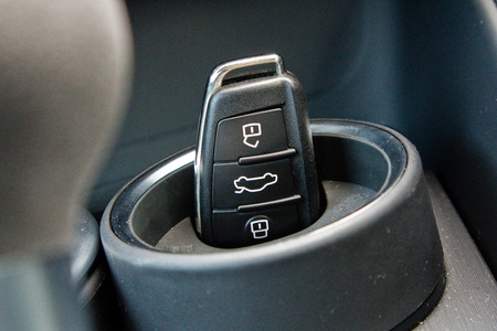 Hong Kong, China Aug 21, 2017 : Audi RS 3 Sedan 2017 Wireless Key Aug 21 2017 in Hong Kong.のeditorial素材