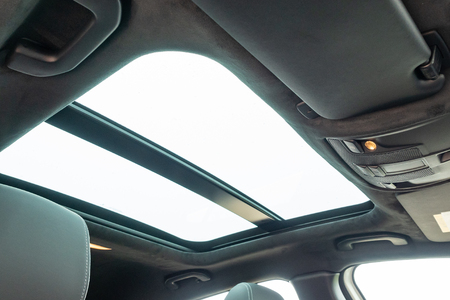 Hong Kong, China June 22, 2018 : Infiniti QX30 2018 Sun-woof June 22 2018 in Hong Kong.のeditorial素材