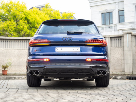 Hong Kong, China July 28 , 2023 : Audi SQ7 SUV 2023 Test Drive Day July 28 , 2023 in Hong Kong.のeditorial素材