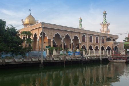 Ridwanool islam Mosque in Bangkok , Thailandのeditorial素材