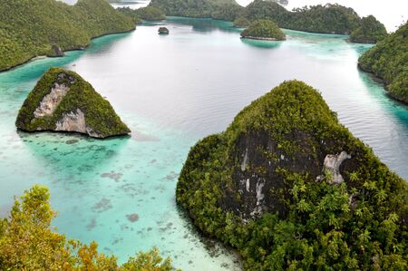 Long trip, Wayag raja ampat west Papua Indonesiaの写真素材