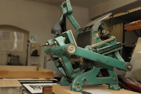 old printing press
