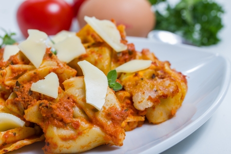 oven-baked tortelliniの写真素材