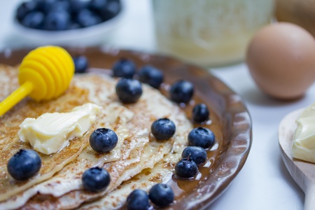 pancakes with blueberriesの写真素材