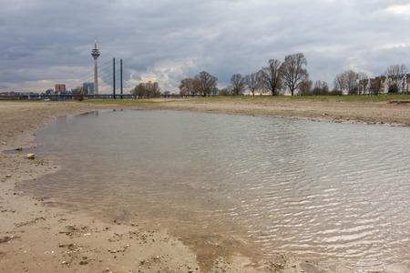 panoramic view of dÃ¼sseldorf city in germanyのeditorial素材