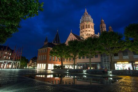 mainzer dom in germany at nightのeditorial素材