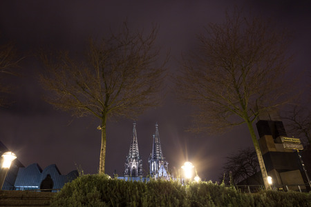 cologne cathedral at nightの写真素材