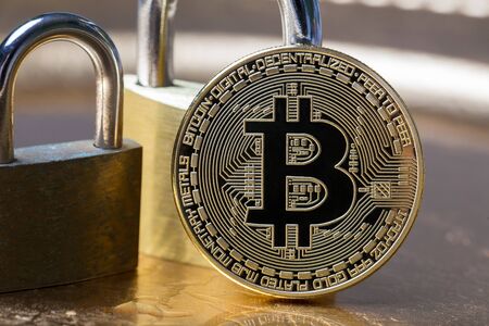 an bitcoin with locks