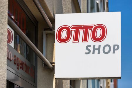 frankfurt oder, brandenburg/germany - 28 08 19: otto shop store sign in frankfurt oder germanyのeditorial素材