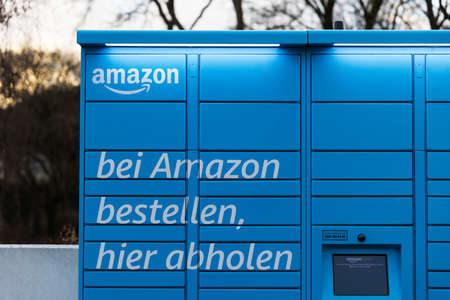 dillenburg,hesse /germany - 08 02 2022: an modern german amazon hub remote pick up stationのeditorial素材