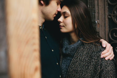 couple posing in the doorwayの写真素材
