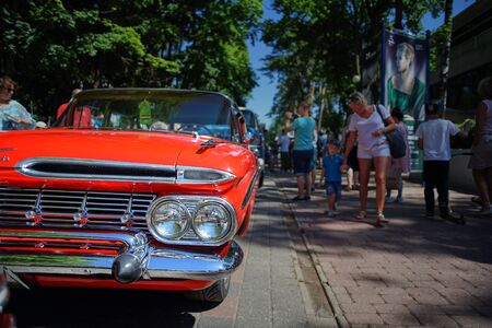 Jurmala, Latvija - 06.06.2018 Vintage classic car. Old and stylish red Muscle carのeditorial素材