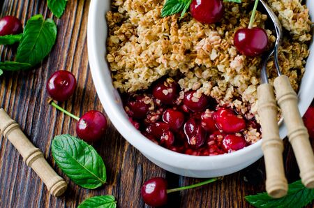 Oatmeal with cherry crumbleの写真素材